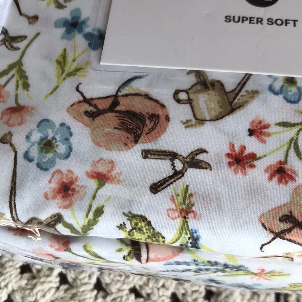 Martha Stewart Everyday Garden Print Queen Sheet Set